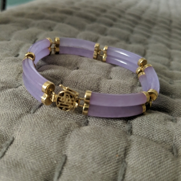 Lavender Jade Bracelet 14k - Picture 4 of 8